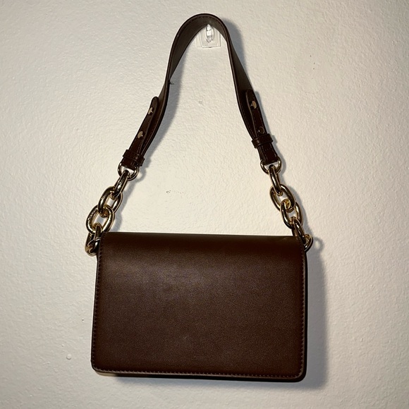 Gold strap rectangle purse - Picture 1 of 7